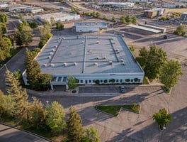 10576749