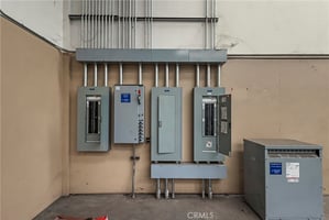 10590375
