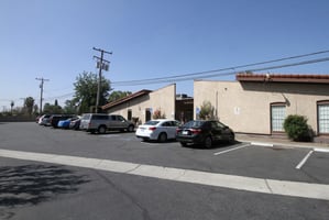 10598077