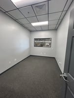 10600786