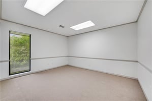 10607754
