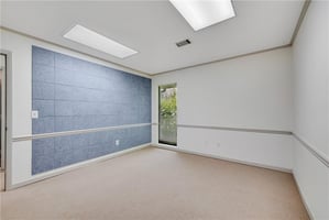 10607753