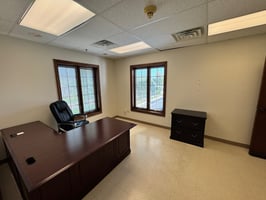 2738893