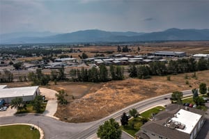 10635255