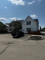 10662556