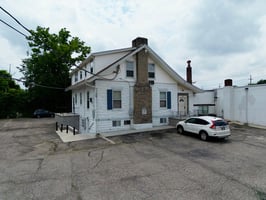 10670542