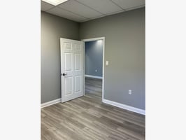 10702624