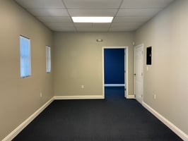 10702552