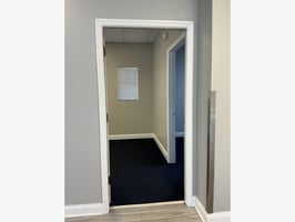 10702628