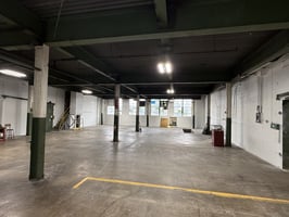 3670424