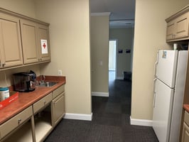 10825985